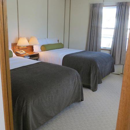 Triple J Hotel Dawson City Kültér fotó