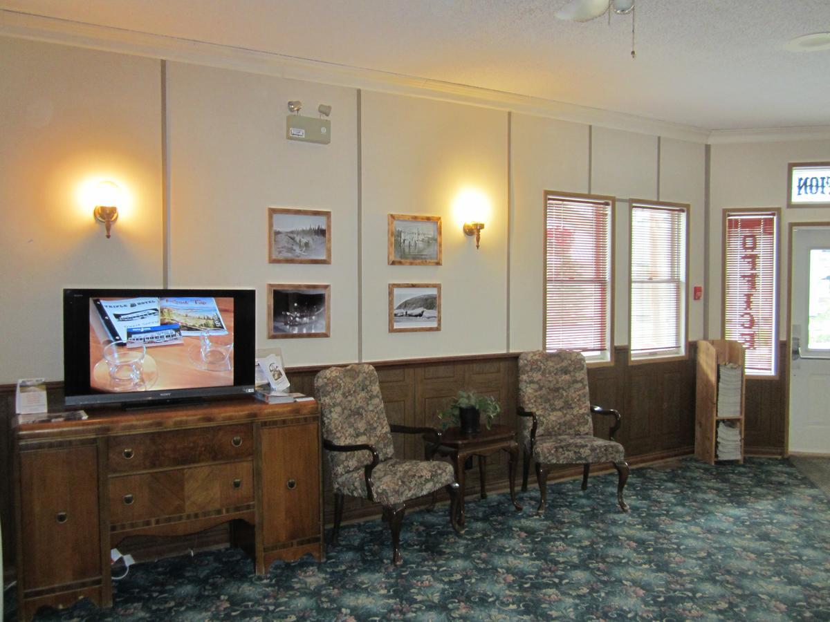 Triple J Hotel Dawson City Kültér fotó